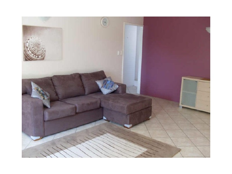 30 Gibbs Street, Urangan QLD 4655