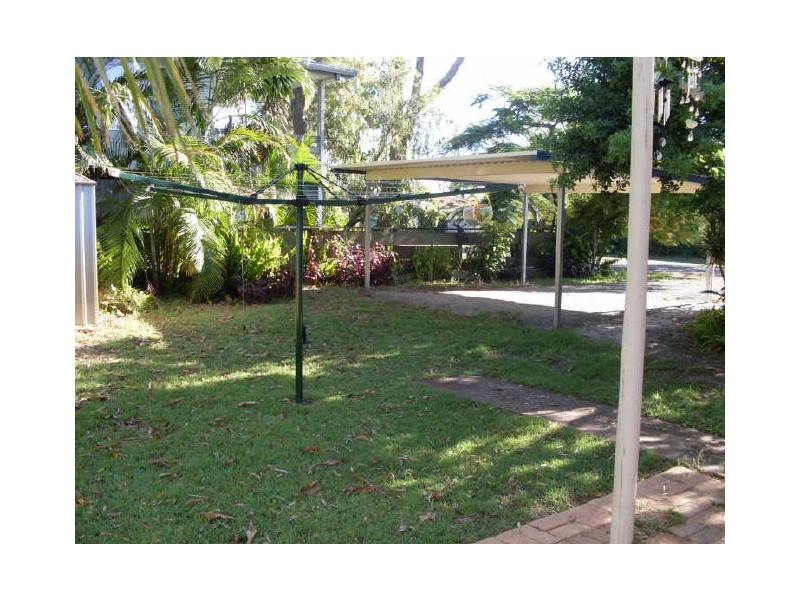 30 Gibbs Street, Urangan QLD 4655