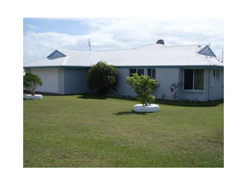 12 Stormy Rise, River Heads QLD 4655