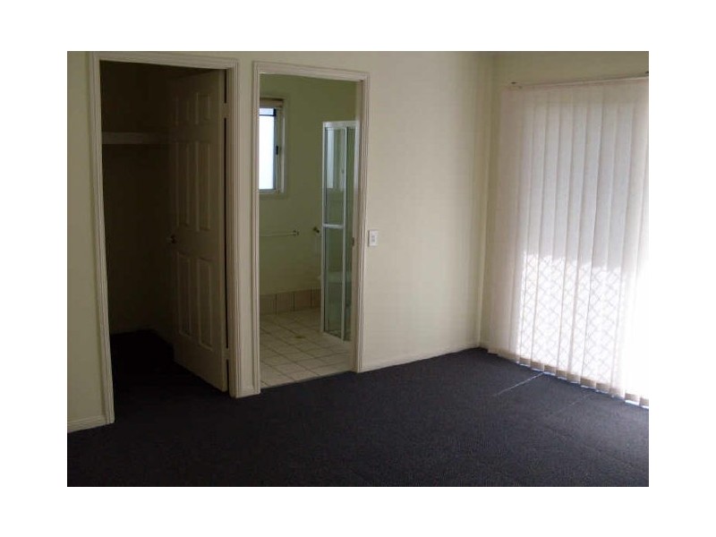 12 Stormy Rise, River Heads QLD 4655