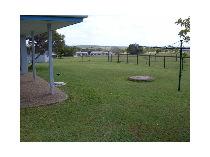 12 Stormy Rise, River Heads QLD 4655