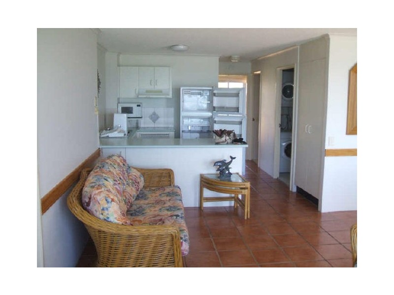 77/1 Buccaneer Drive, Urangan QLD 4655