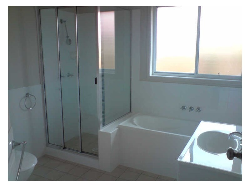 8 Steel Street, Wondunna QLD 4655