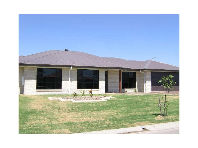 24 Magellan Circuit, Urraween QLD 4655