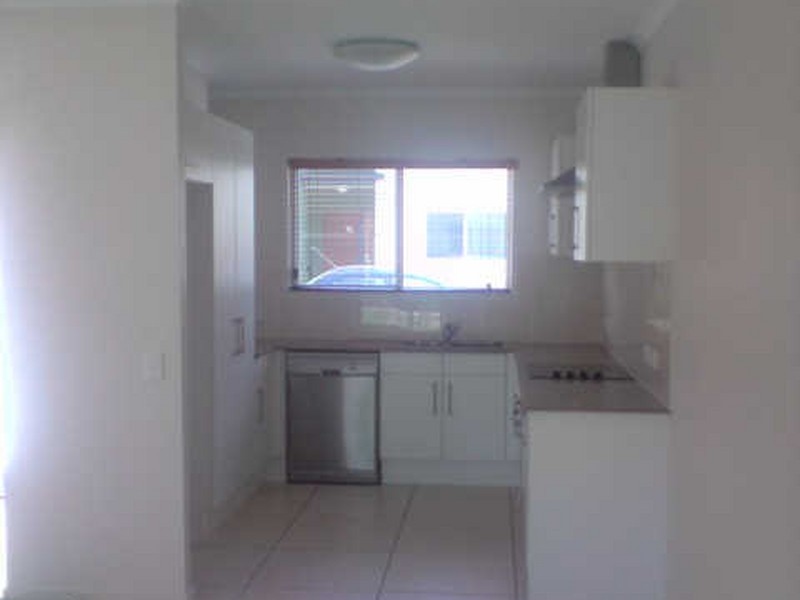 8/25 Hunter street, Pialba QLD 4655