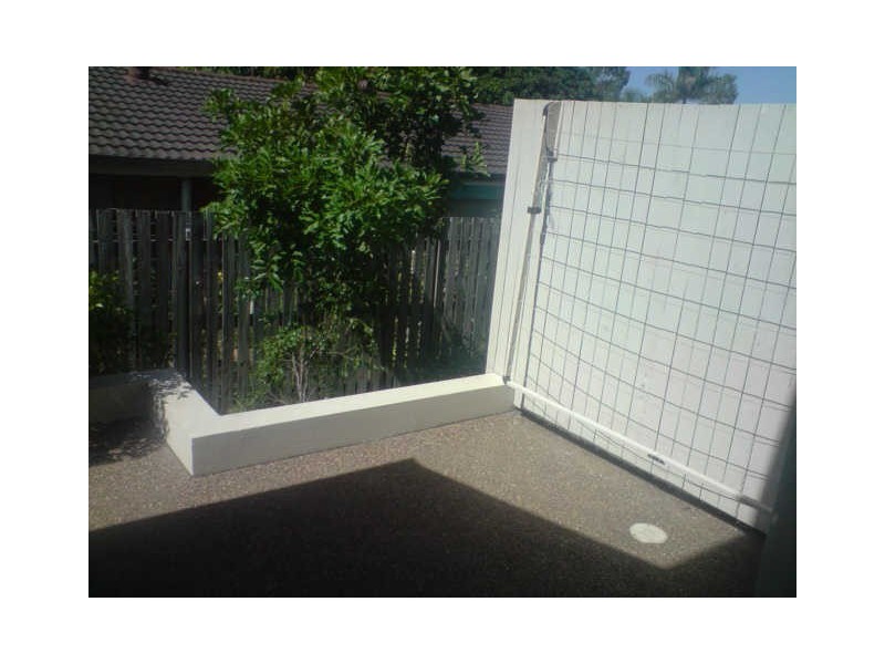 8/25 Hunter street, Pialba QLD 4655