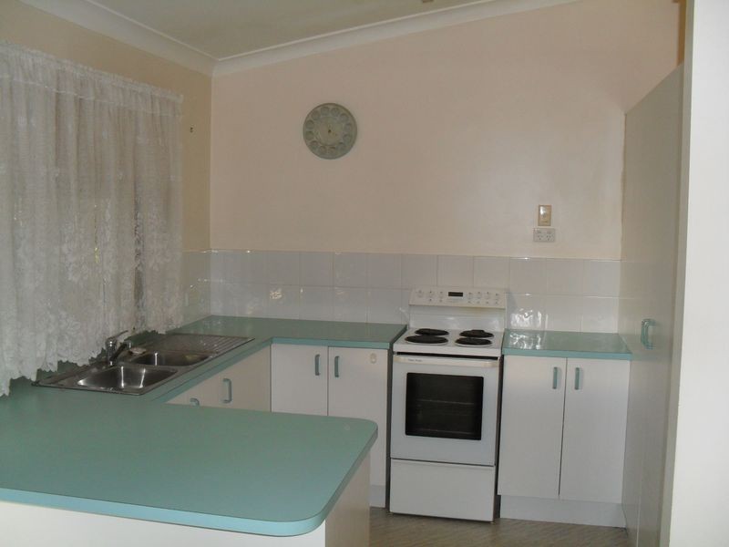 12 Sager Court, Torquay QLD 4655