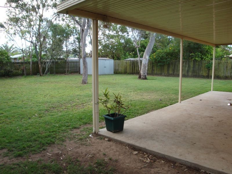 25 Acacia Street, Point Vernon QLD 4655