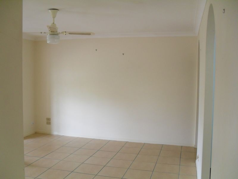 52 Drummond Street, Urangan QLD 4655