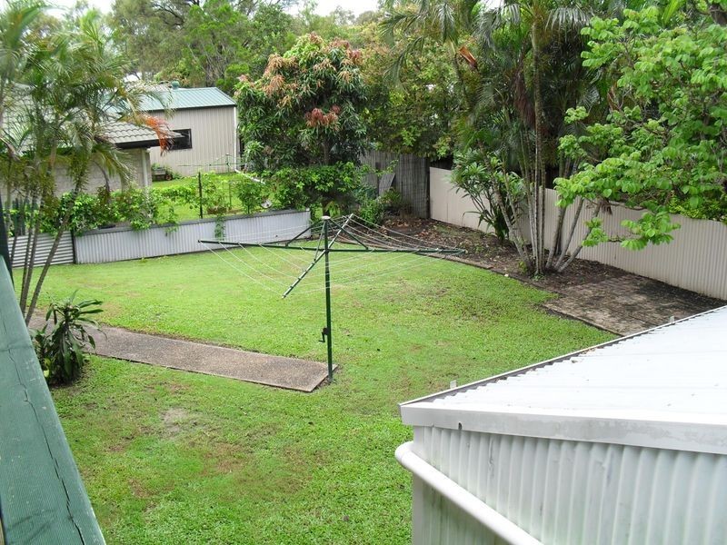 52 Drummond Street, Urangan QLD 4655