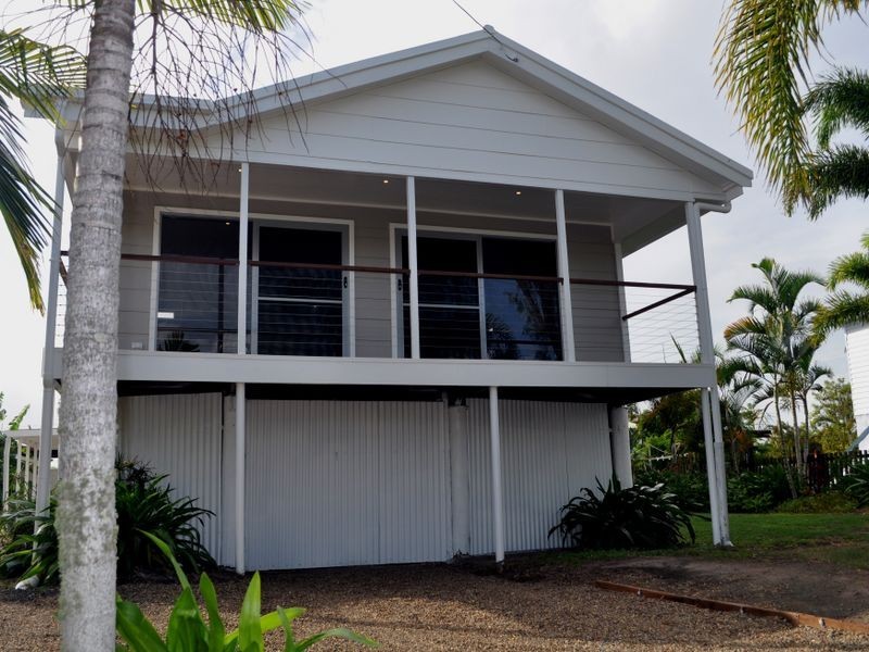 127 Pulgul Street, Urangan QLD 4655