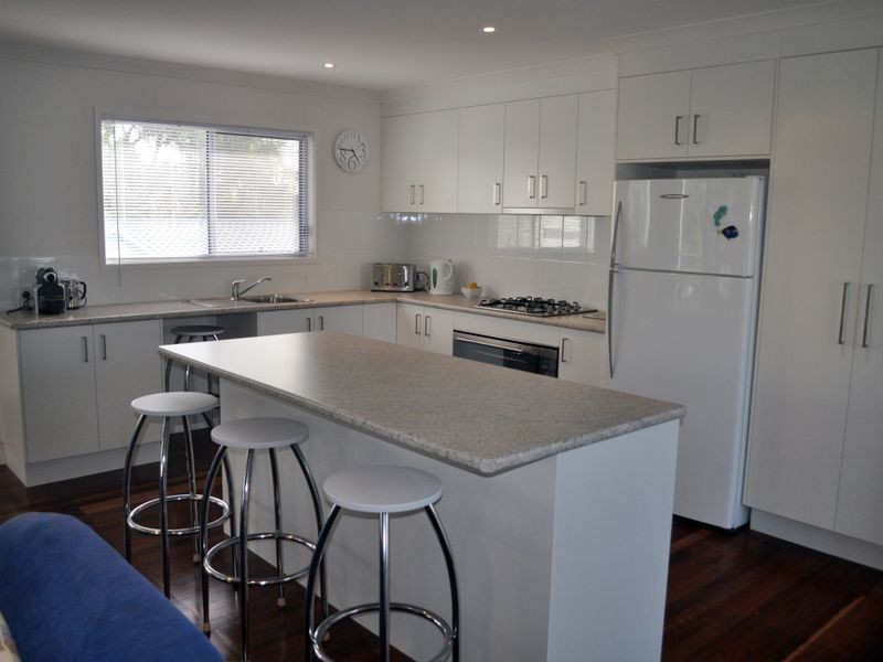 127 Pulgul Street, Urangan QLD 4655