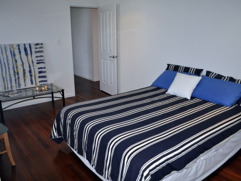 127 Pulgul Street, Urangan QLD 4655