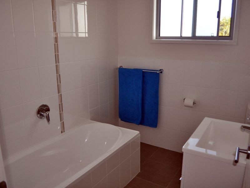 127 Pulgul Street, Urangan QLD 4655