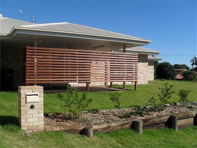 1 King Henry Court, Torquay QLD 4655