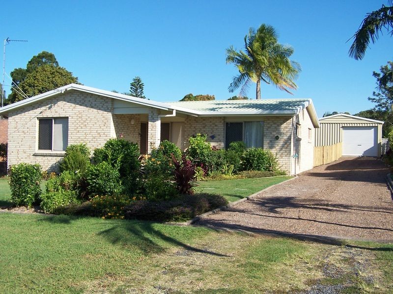 675 Boat Harbour Drive, Urangan QLD 4655