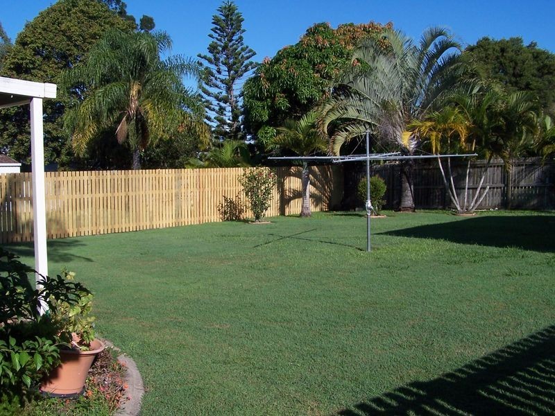 675 Boat Harbour Drive, Urangan QLD 4655