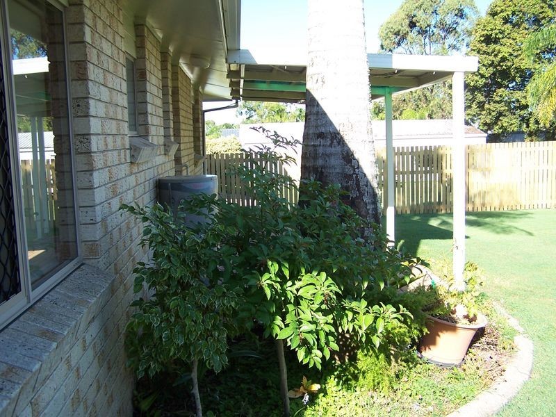 675 Boat Harbour Drive, Urangan QLD 4655