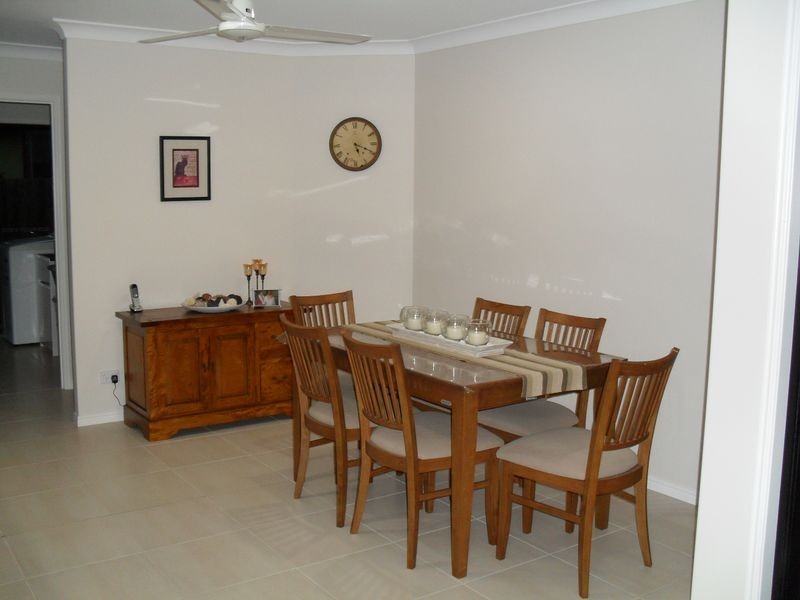 24 Parraweena Court, Point Vernon QLD 4655