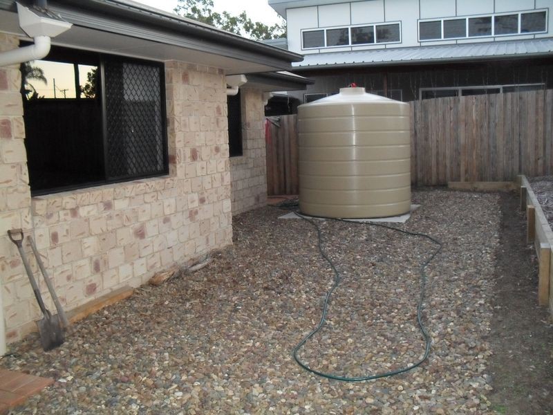 24 Parraweena Court, Point Vernon QLD 4655