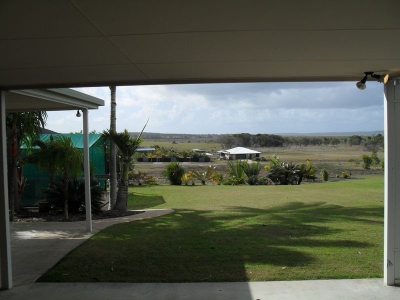 65 Cove Boulevard, River Heads QLD 4655