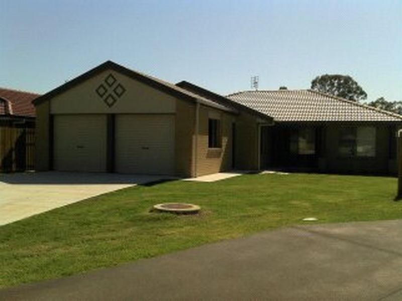 6 Jewel Court, Urangan QLD 4655