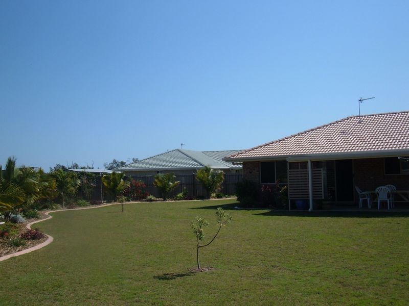 22 Kestrel Court, Eli Waters QLD 4655