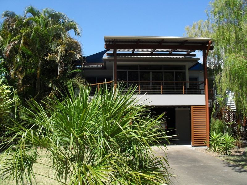 530 Esplanade, Urangan QLD 4655