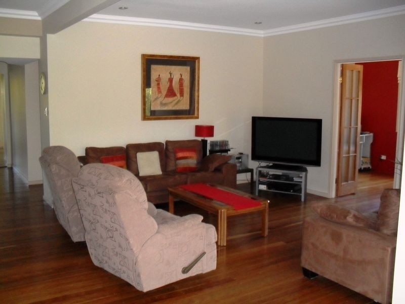 530 Esplanade, Urangan QLD 4655