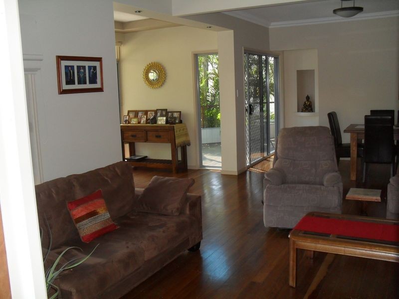 530 Esplanade, Urangan QLD 4655