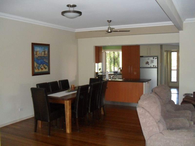 530 Esplanade, Urangan QLD 4655
