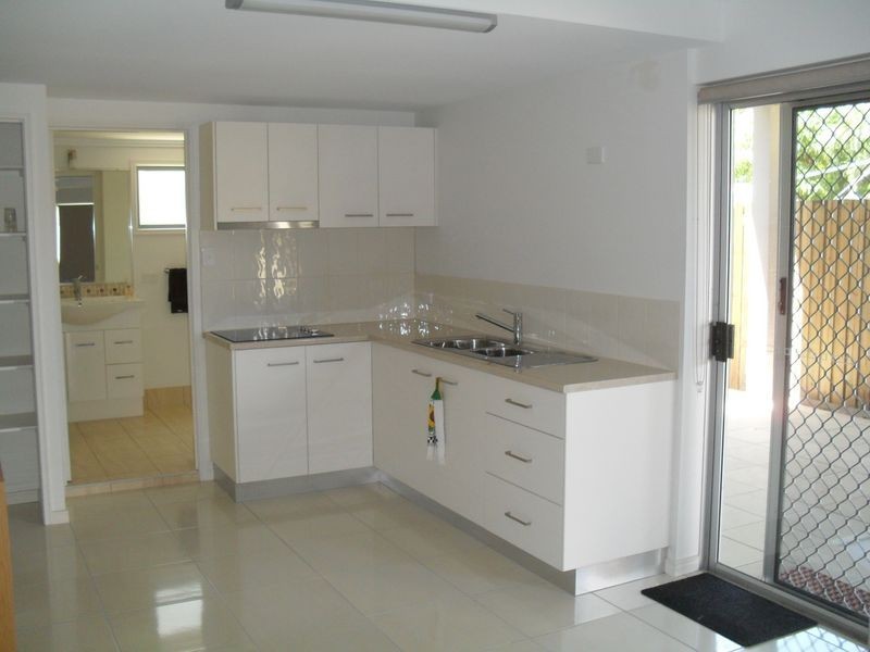 530 Esplanade, Urangan QLD 4655