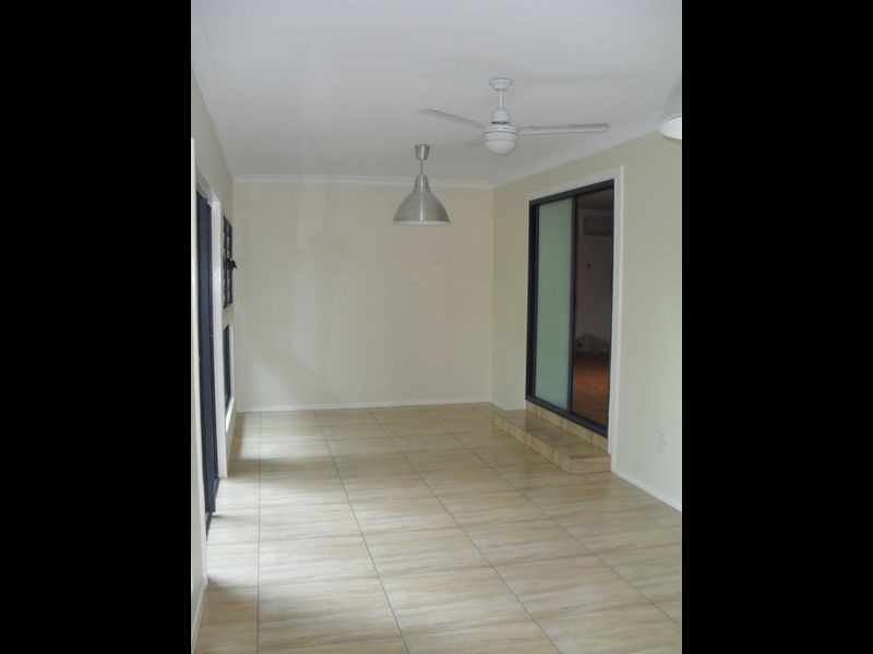 19 Richard Street, Urangan QLD 4655