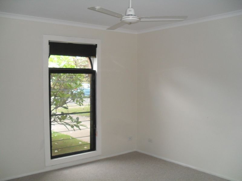 19 Richard Street, Urangan QLD 4655