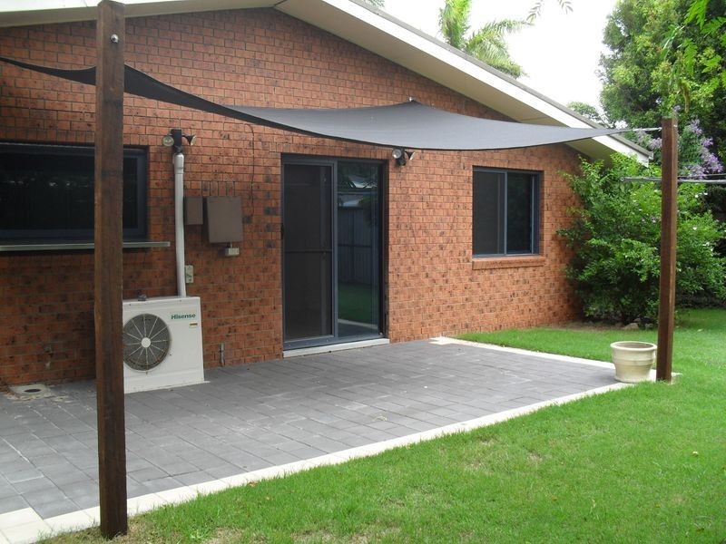 19 Richard Street, Urangan QLD 4655