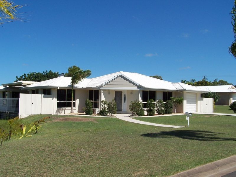 3 Pandanus Drive, Booral QLD 4655