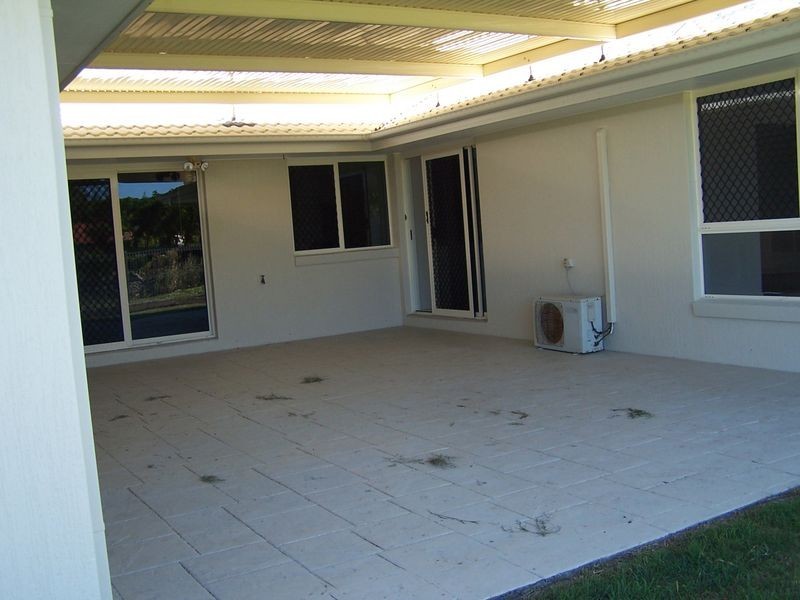 3 Pandanus Drive, Booral QLD 4655