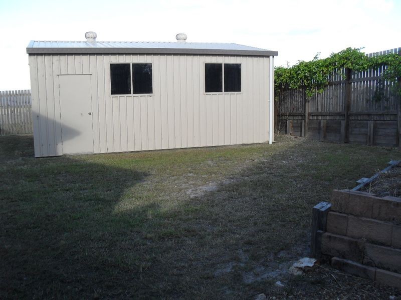 24 Teresa Street, Nikenbah QLD 4655