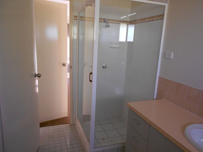 10 Poinciana Court, Kawungan QLD 4655