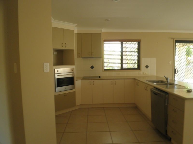 43 Raintree Avenue, Burrum Heads QLD 4659
