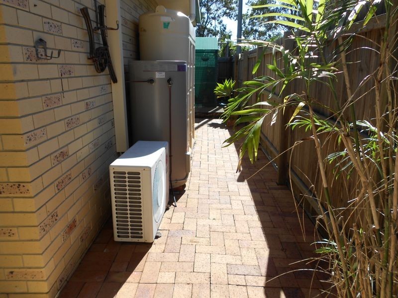 4/415 Boat Harbour Drive, Torquay QLD 4655
