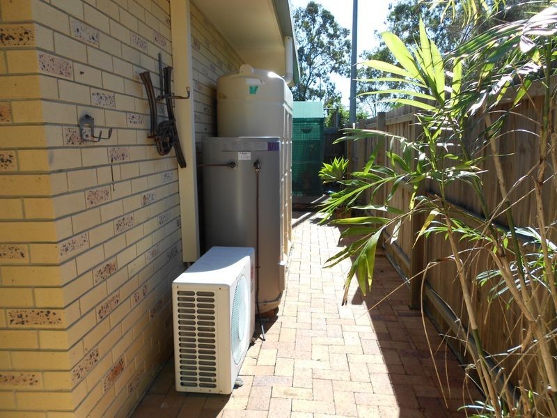 4/415 Boat Harbour Drive, Torquay QLD 4655
