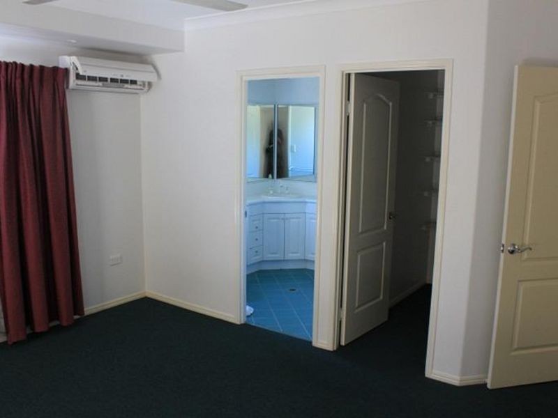 10 La Borde Court, Urraween QLD 4655