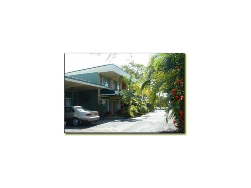 354 Esplanade, Scarness QLD 4655