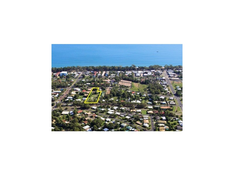 235 Torquay Terrace, Torquay QLD 4655