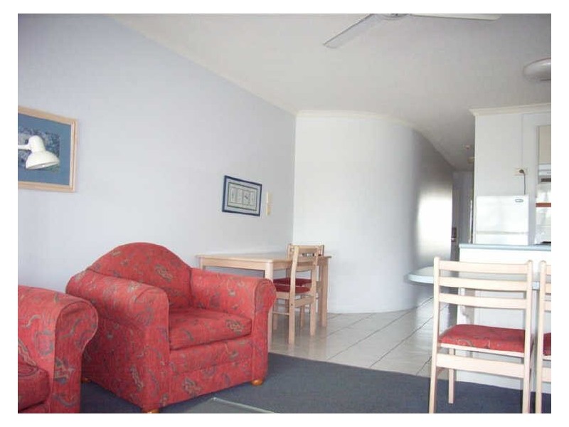 30/386 Esplanade, Torquay QLD 4655
