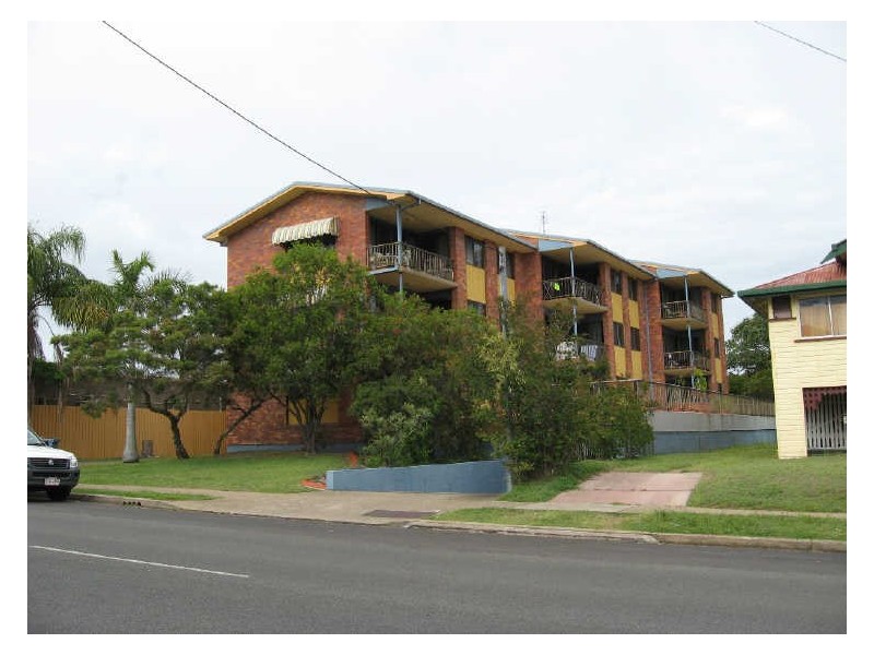 2/23 Queen Street, Scarness QLD 4655