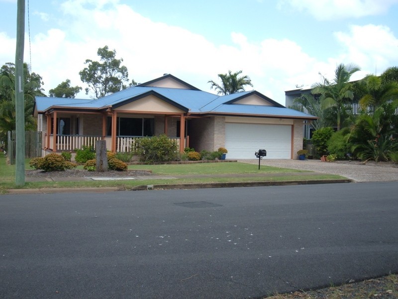 33 Mant Street, Point Vernon QLD 4655