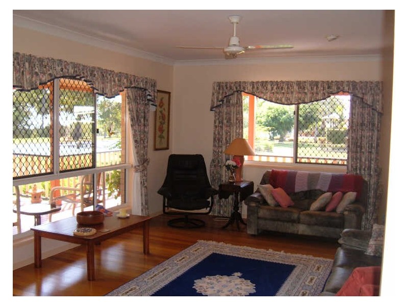 33 Mant Street, Point Vernon QLD 4655