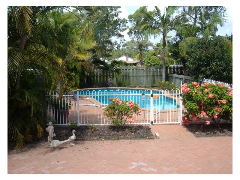33 Mant Street, Point Vernon QLD 4655